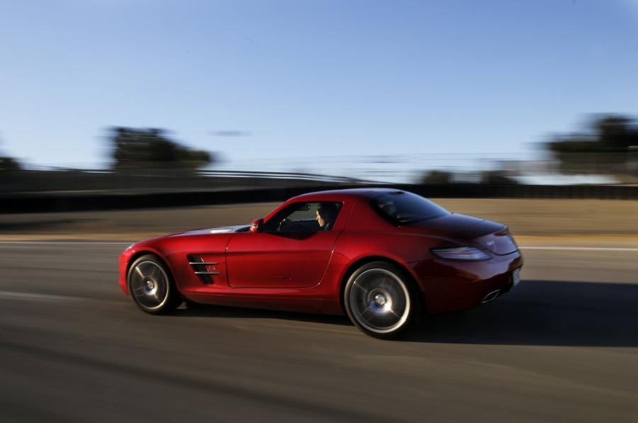  Mercedes-Benz SLS AMG 2010 года  (фото 492 из 526)
